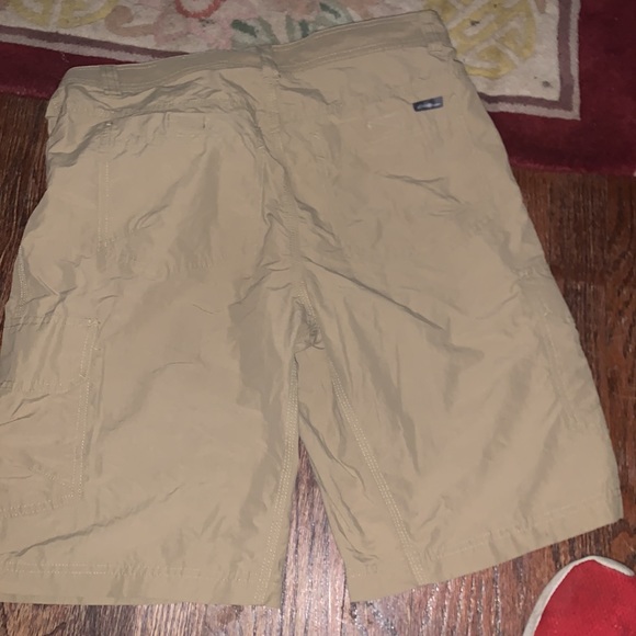 Men’s shorts - Picture 2 of 4
